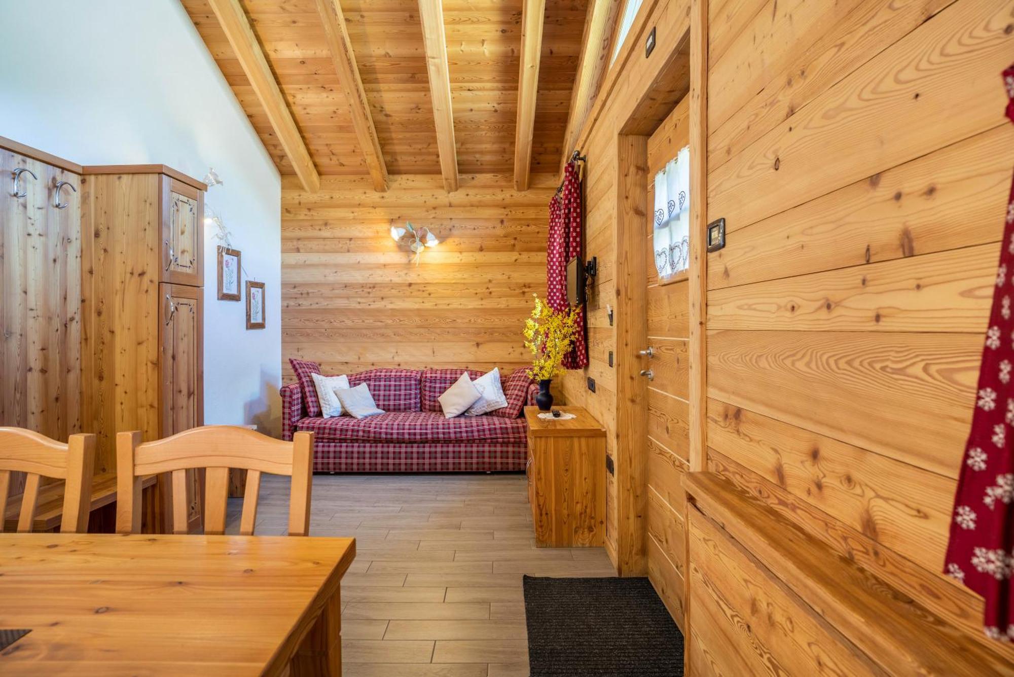 Chalet Camping Fae 1 Madonna Exteriér fotografie